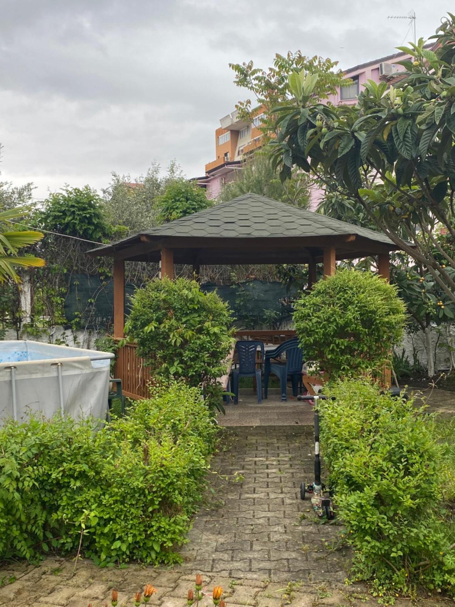 Vila M Vera Rooms With Kitchen And Apartments ドゥラス エクステリア 写真