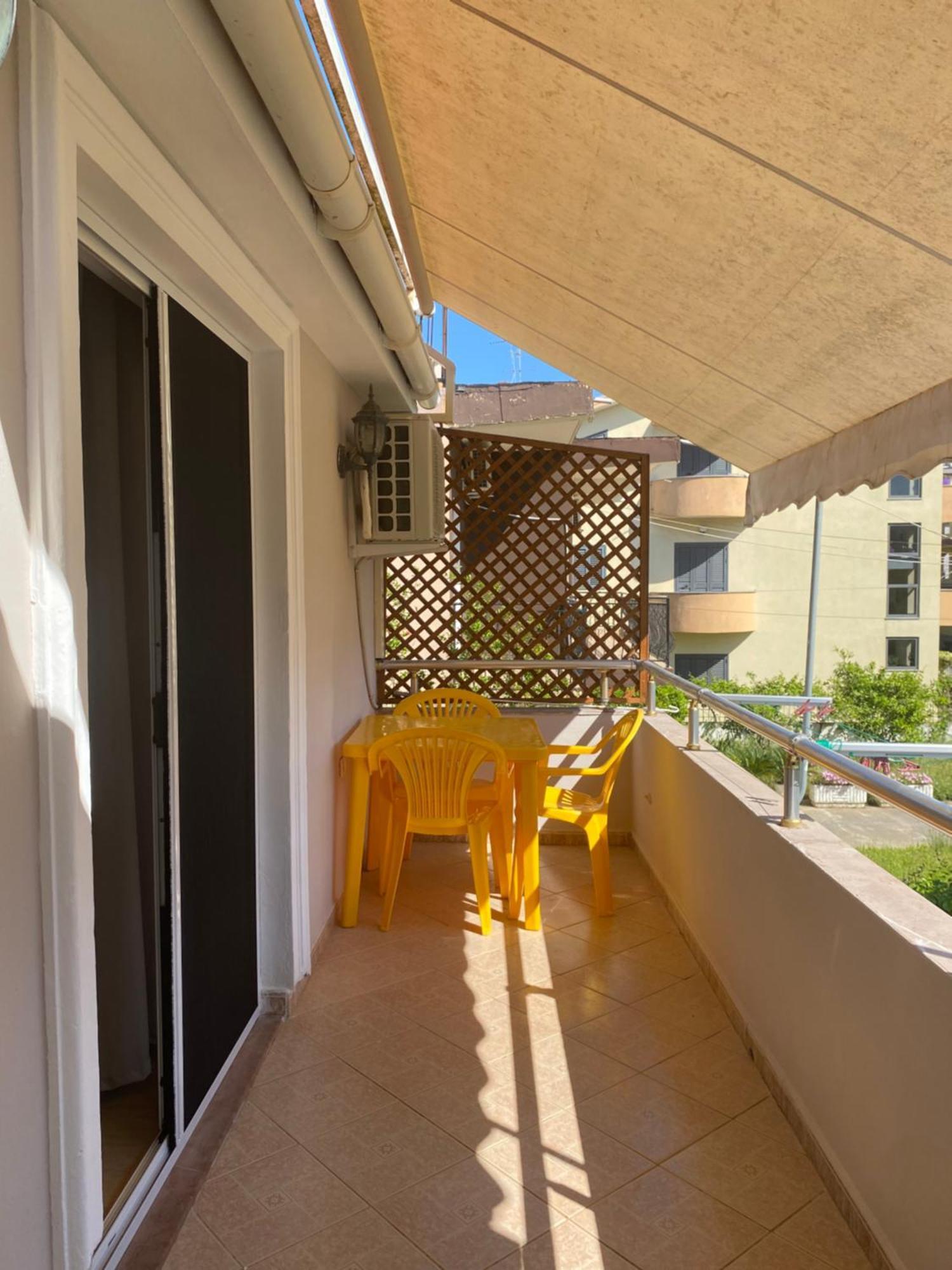 Vila M Vera Rooms With Kitchen And Apartments ドゥラス エクステリア 写真